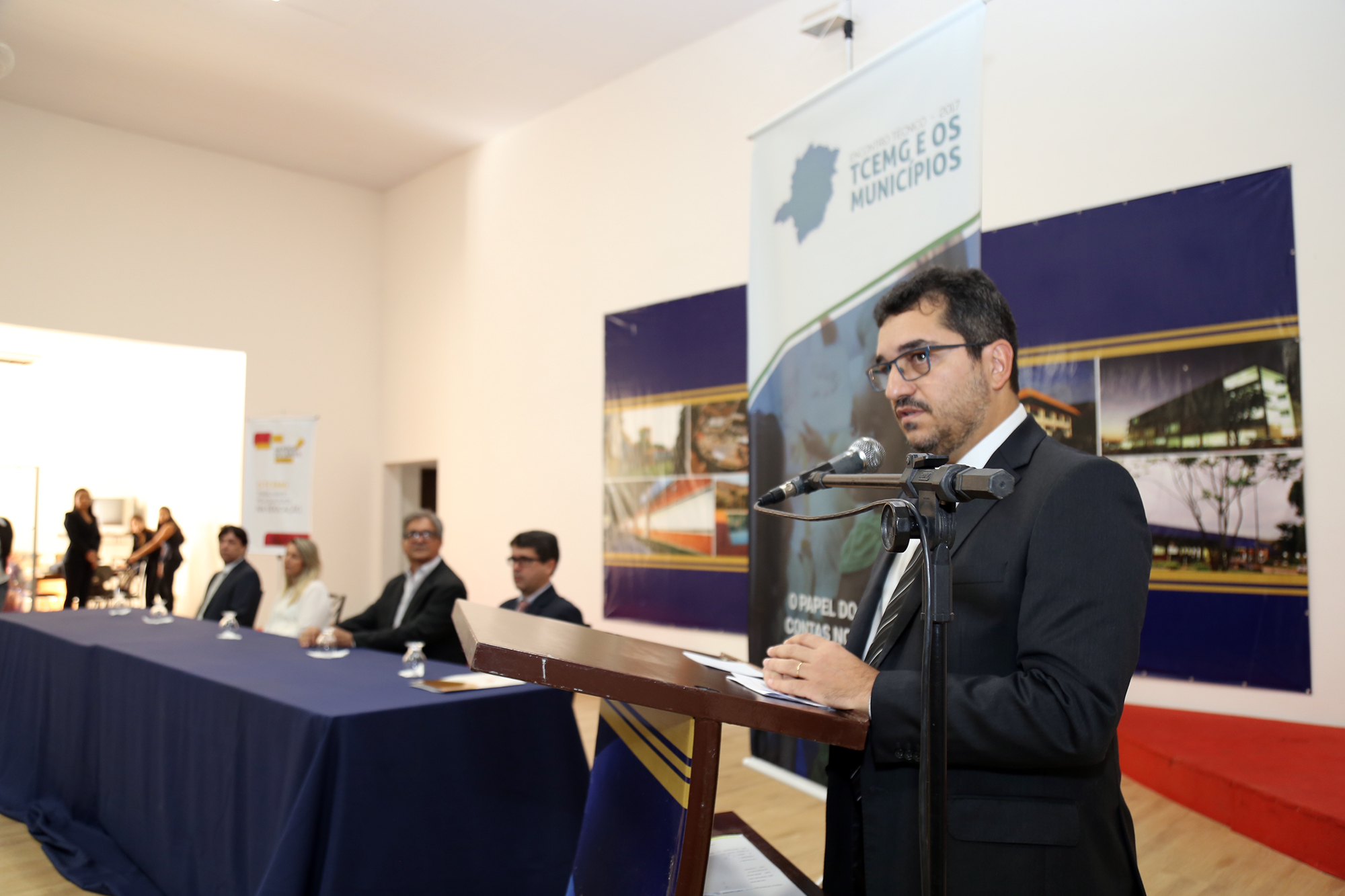 O presidente Cláudio Terrão anunciou o lançamento, em agosto, de um aplicativo de celular que irá auxiliar a rede escolar para uso de toda a sociedade (Foto: Thiago Rios)